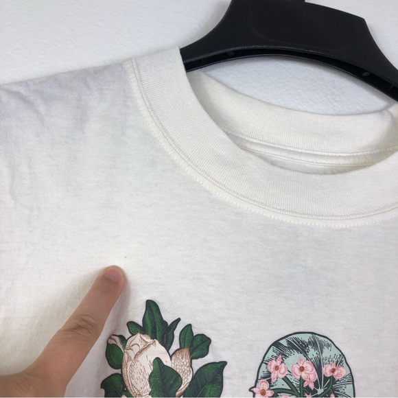 Revolutions 33 Women's XL Tank Sleeveless Crew Neck Cream Floral Lightweight Top - Picture 2 of 7